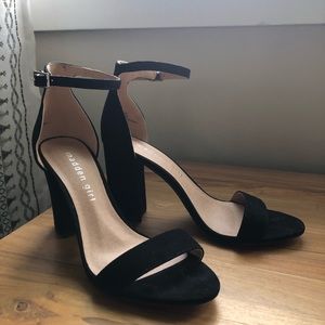 Madden Girl block heel sandal size 5.5 Like new